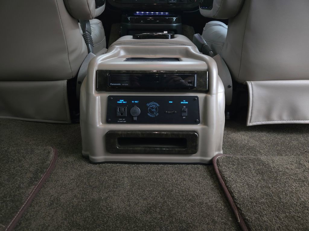 New 2025 GMC Savana 2500 w/ Driver Convenience Package image 7