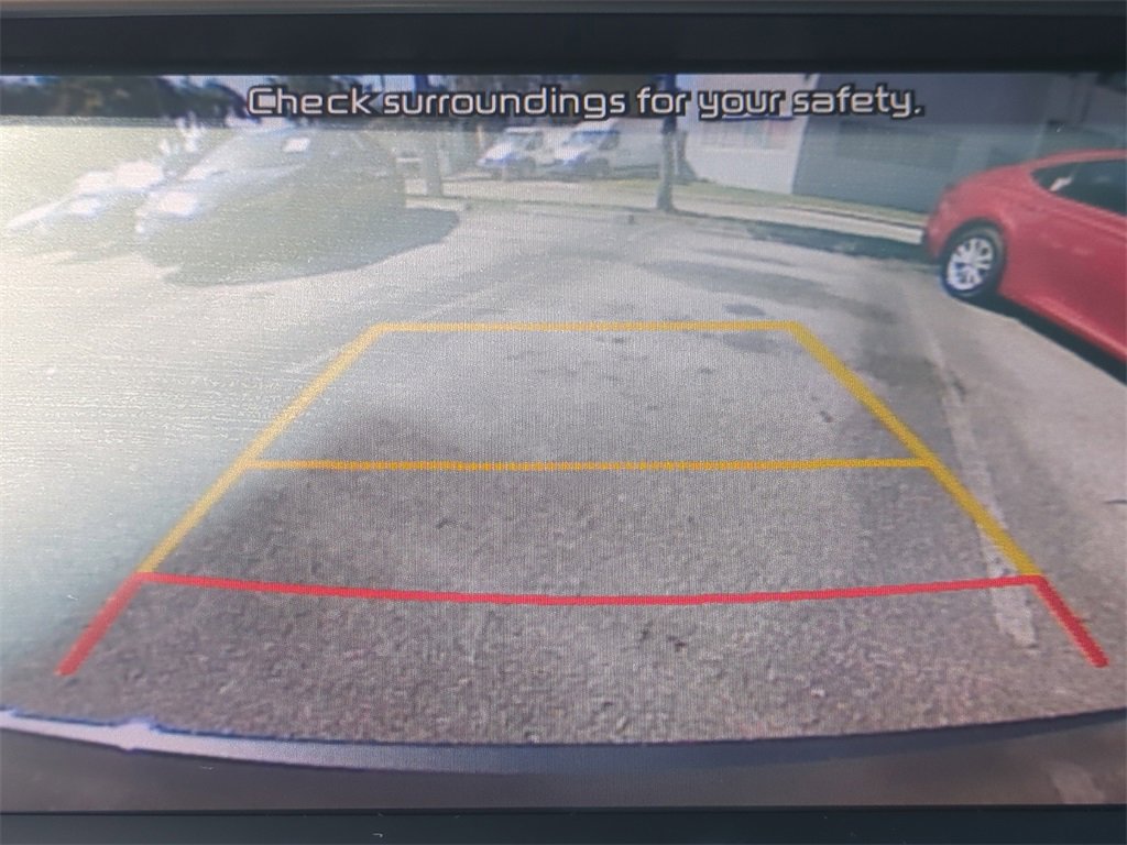 Used 2020 Kia Optima S image 23