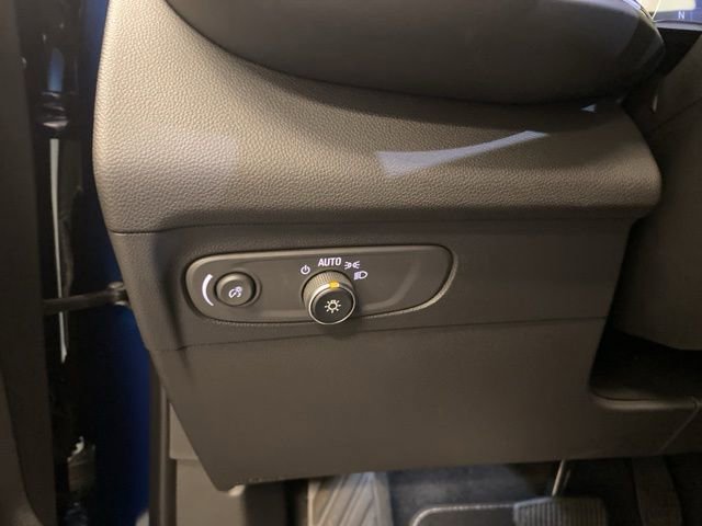 Certified 2023 Buick Envision Preferred w/ Premium Seat Package image 17