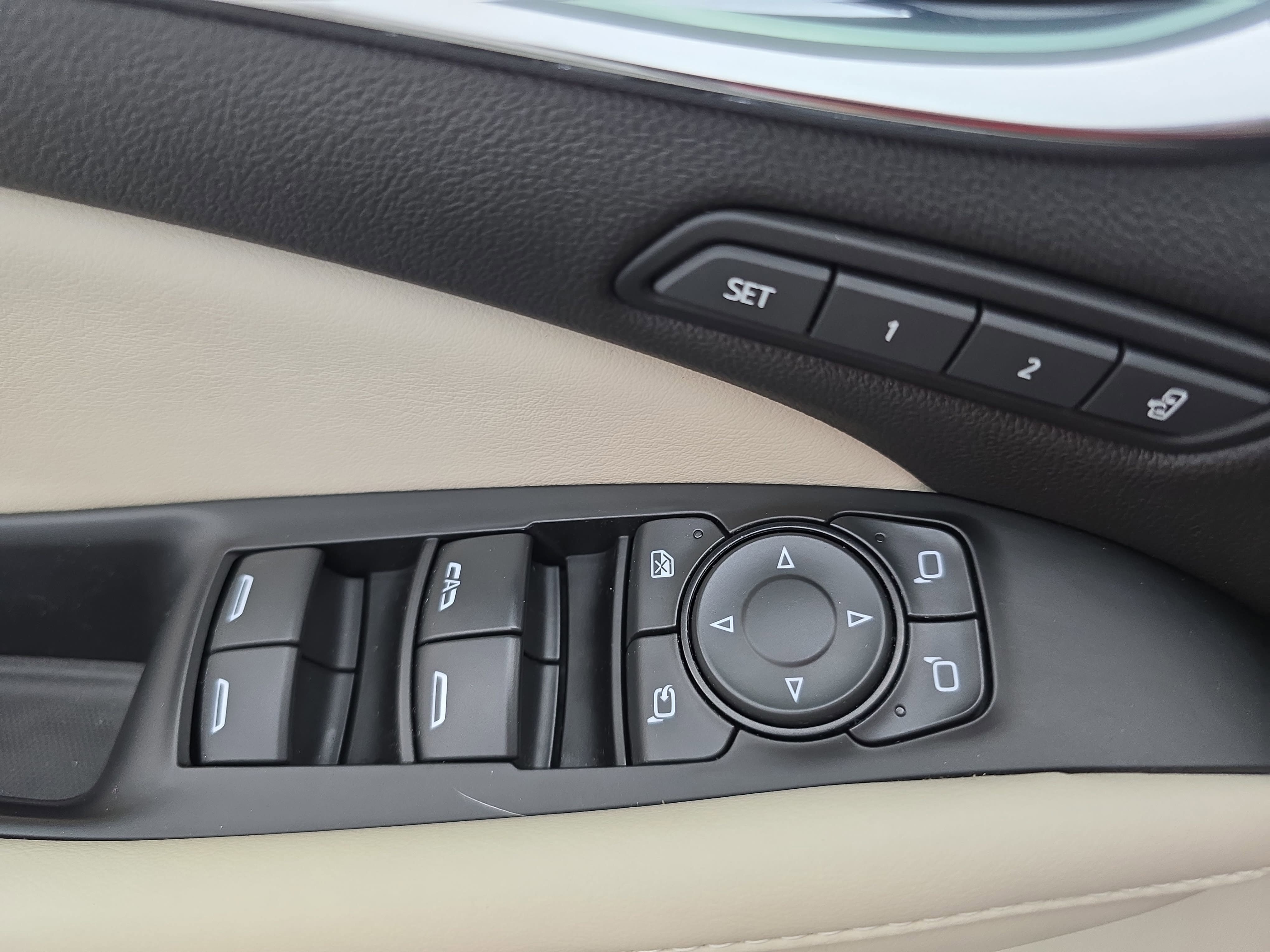 Used 2024 Buick Enclave Avenir w/ Avenir Technology Package FWD image 29