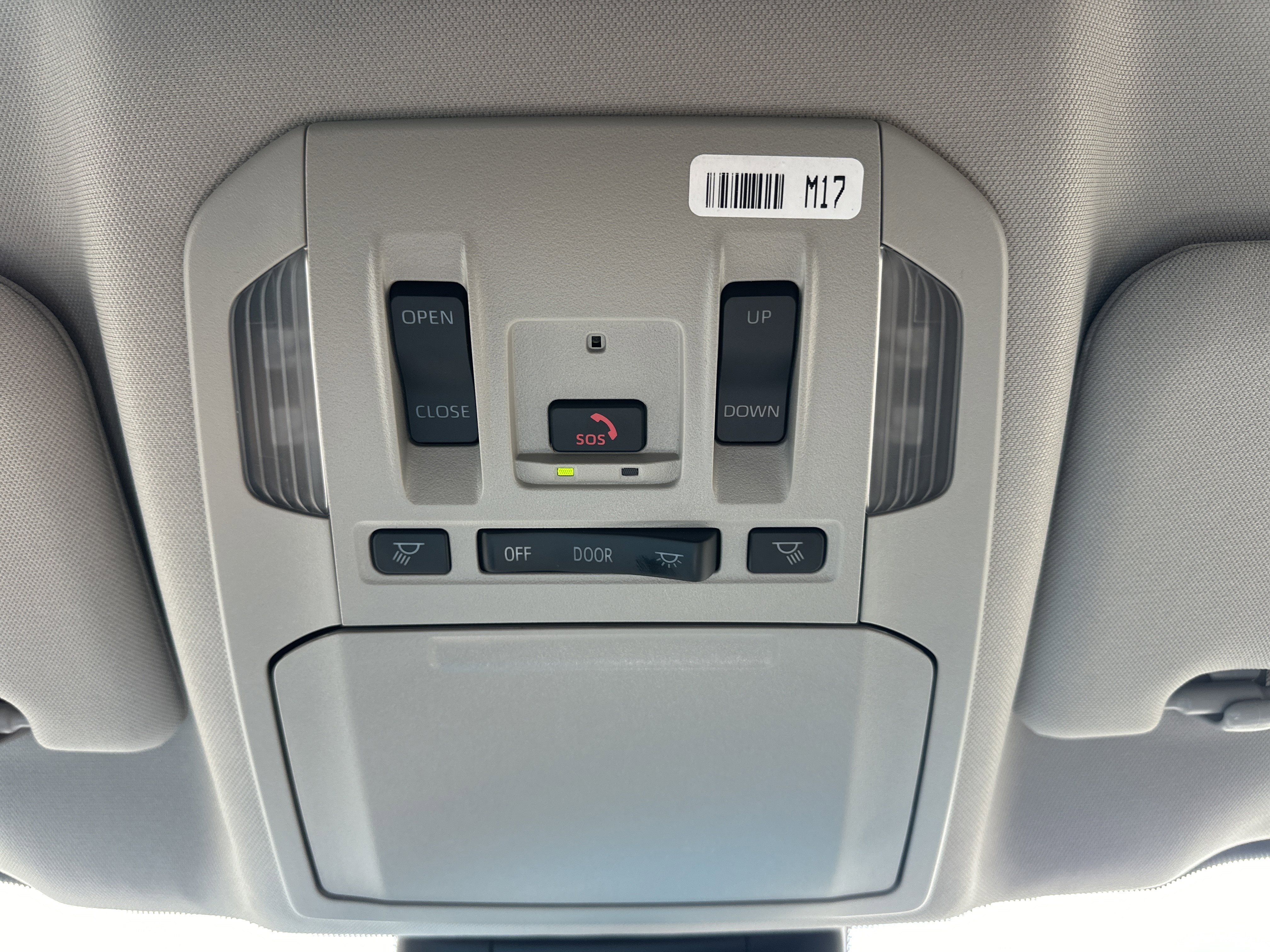 New 2025 Toyota Highlander Limited image 29