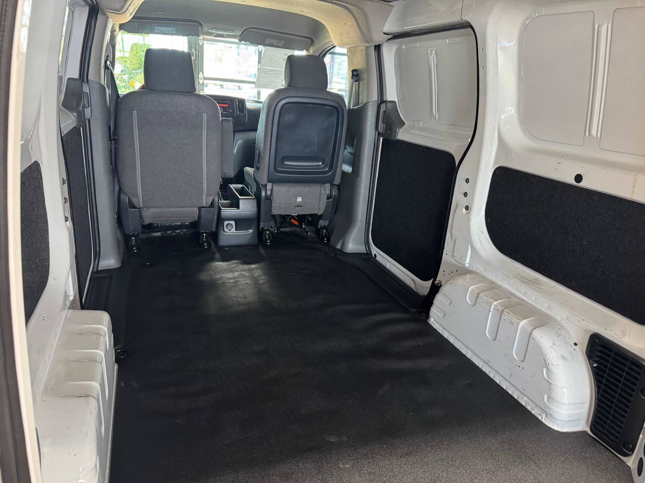 Used 2017 Nissan NV200 SV FWD image 31