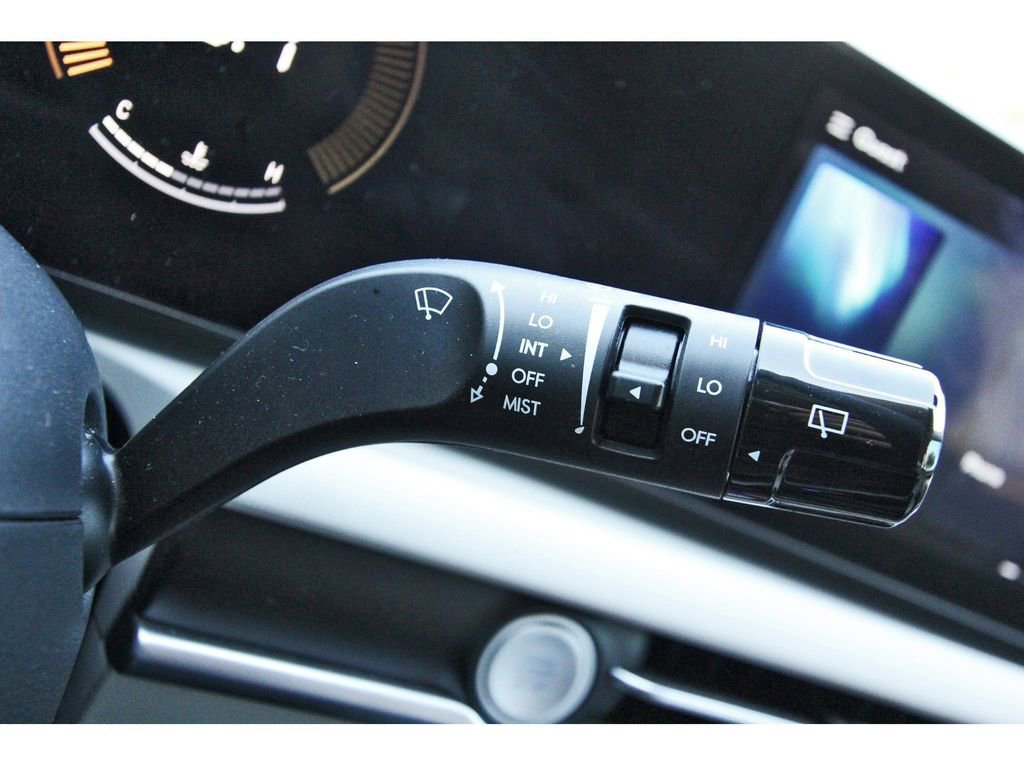 Used 2025 Hyundai Tucson SEL FWD image 17