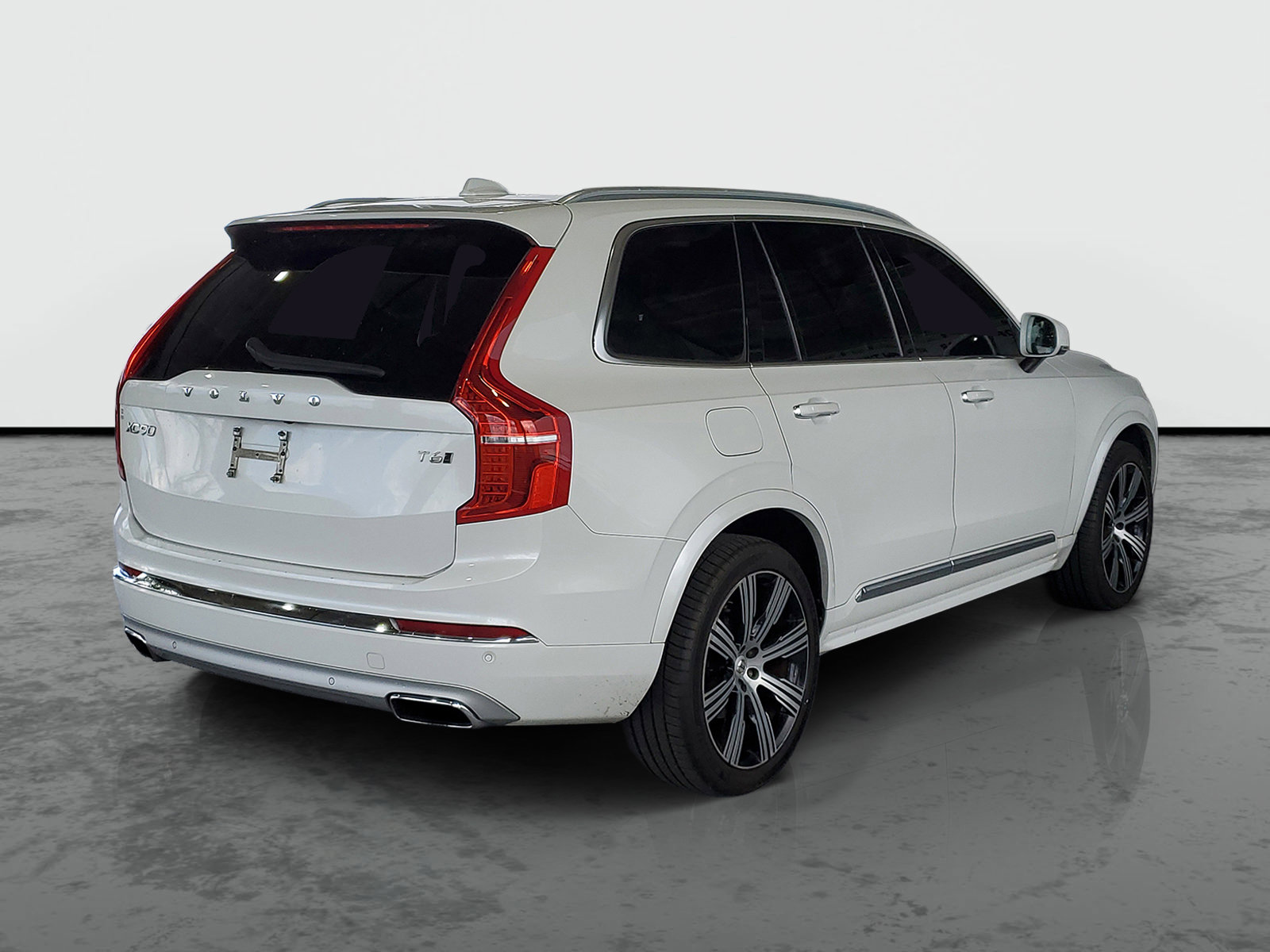 Used 2021 Volvo XC90 T6 Inscription w/ Protection Package AWD/4WD image 2