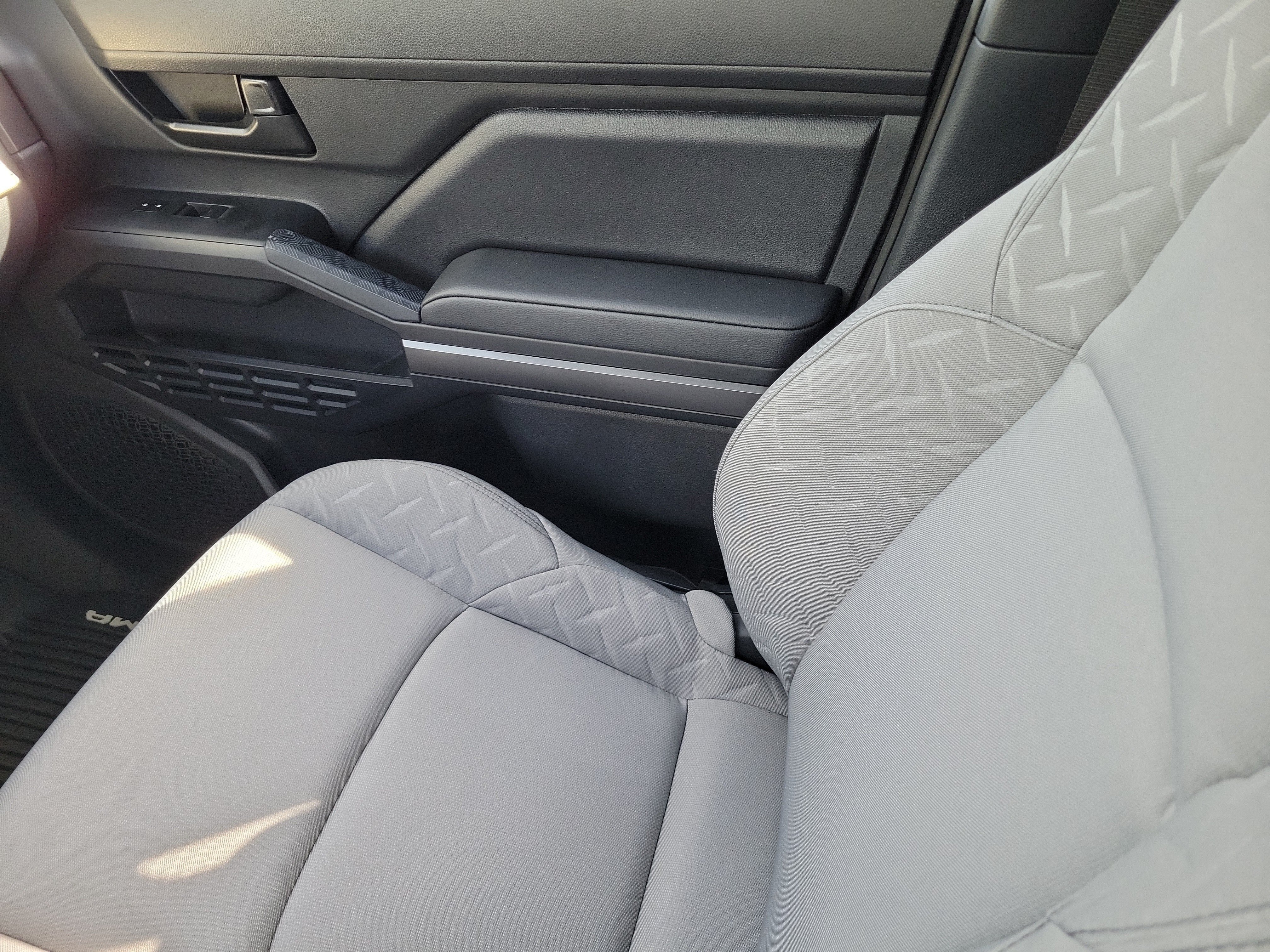 Used 2026 Toyota Tacoma SR5 RWD image 17