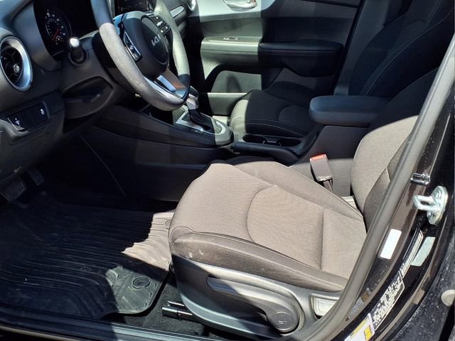 Used 2024 Kia Forte LXS FWD image 13