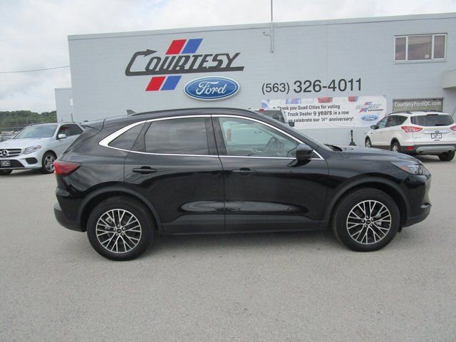 New 2024 Ford Escape SE w/ PHEV Premium Package image 9