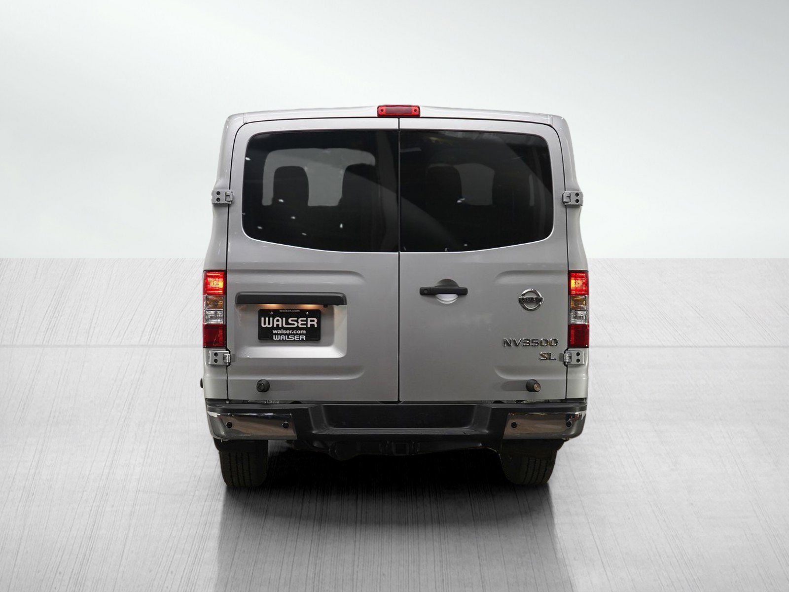 Used 2018 Nissan NV 3500 SL image 4