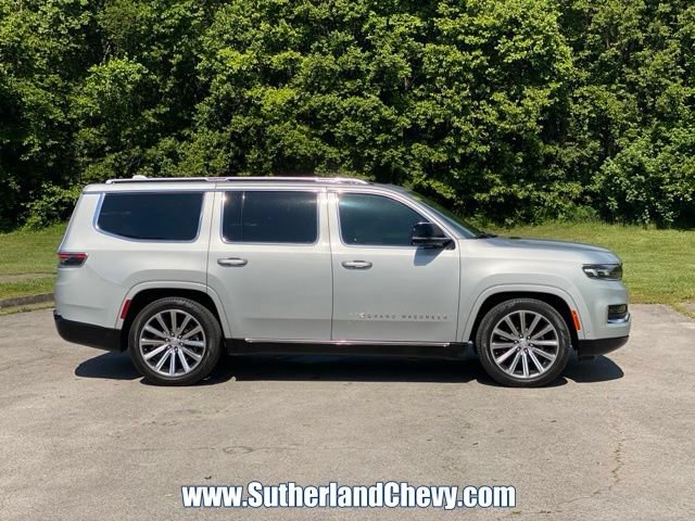 Used 2023 Jeep Grand Wagoneer Series II w/ Flexible Seating Group AWD/4WD image 8