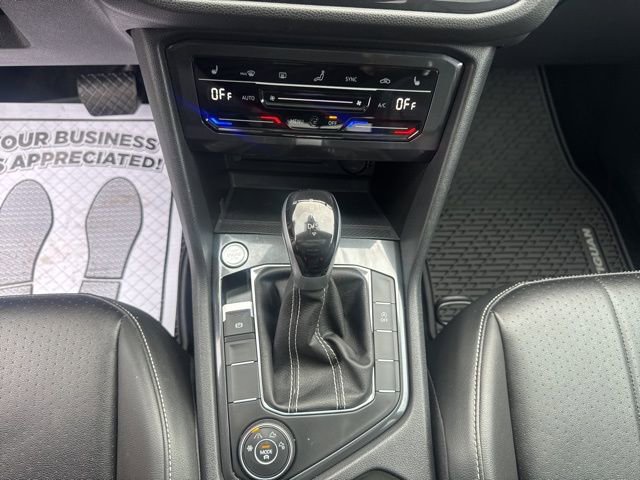 Certified 2024 Volkswagen Tiguan SE image 18