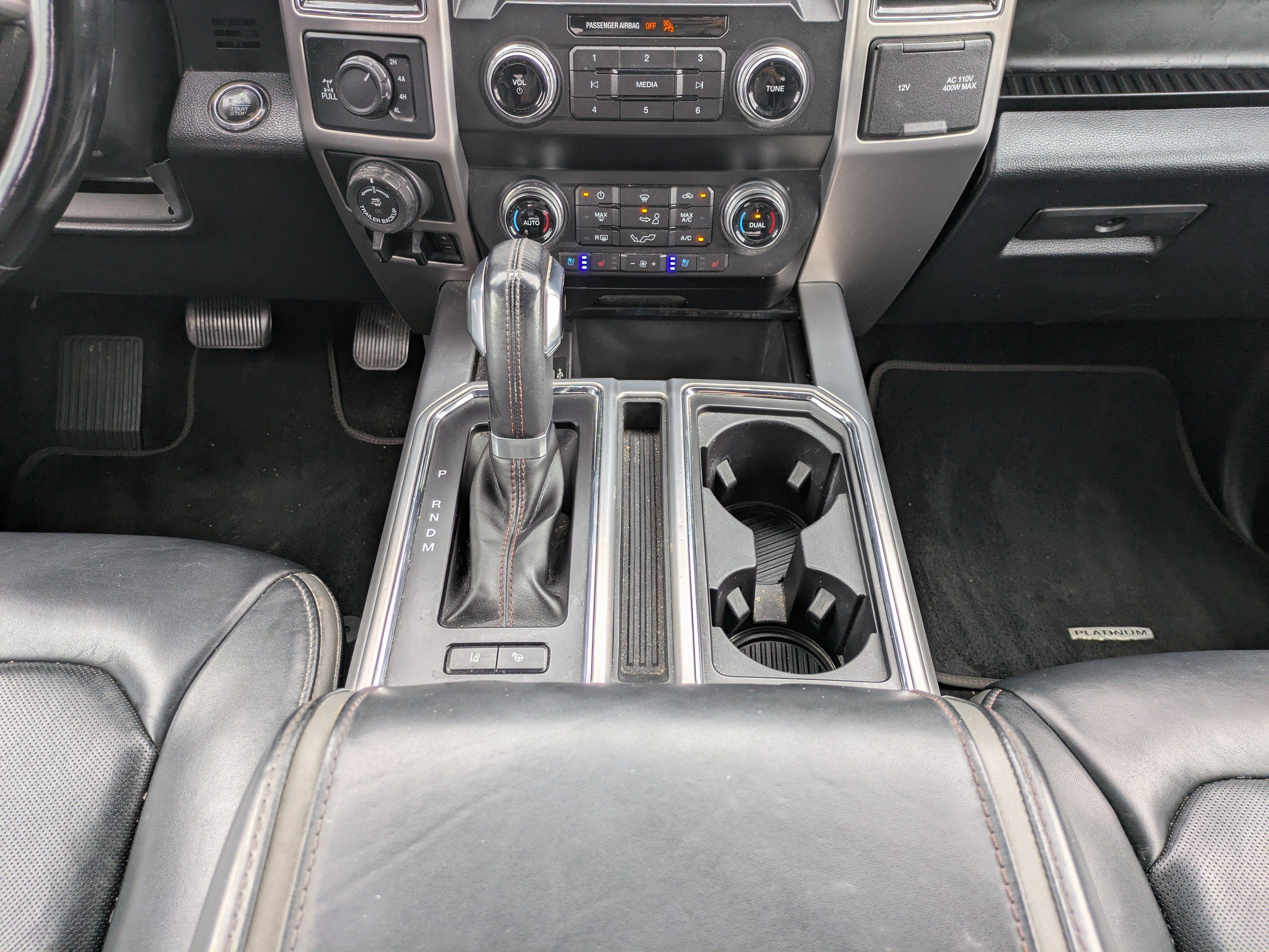 Used 2019 Ford F150 Platinum w/ Equipment Group 701A Luxury AWD/4WD image 17