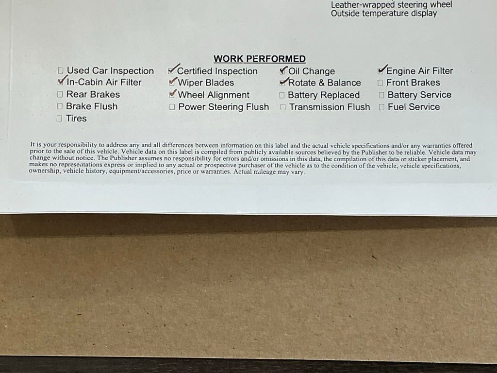 Used 2021 Ford Explorer XLT w/ Equipment Group 202A image 4