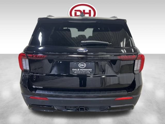 Used 2025 Ford Explorer ST-Line w/ Premium Package image 10