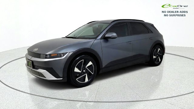 Used 2025 Hyundai Ioniq 5 SEL RWD image 4