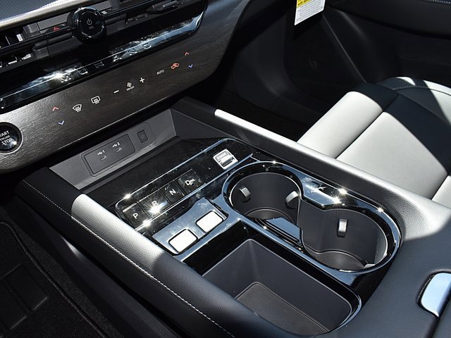 New 2025 Nissan Murano SV image 12