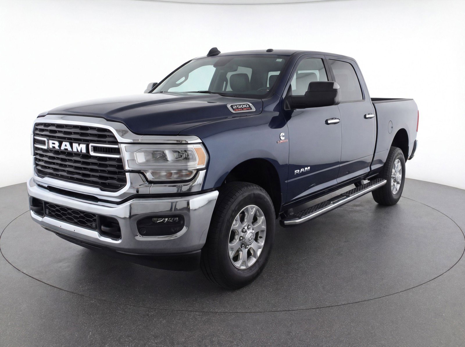 Used 2025 RAM 2500 Big Horn AWD/4WD image 2