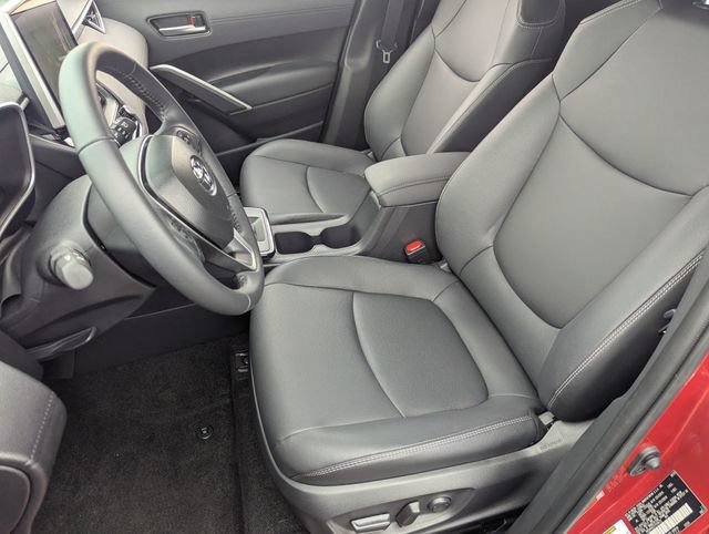 Used 2026 Toyota Corolla Cross XLE w/ Convenience Package FWD image 17