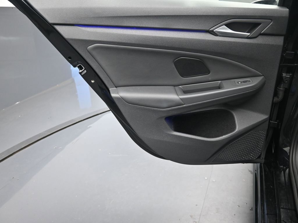Used 2024 Volkswagen Golf R image 22
