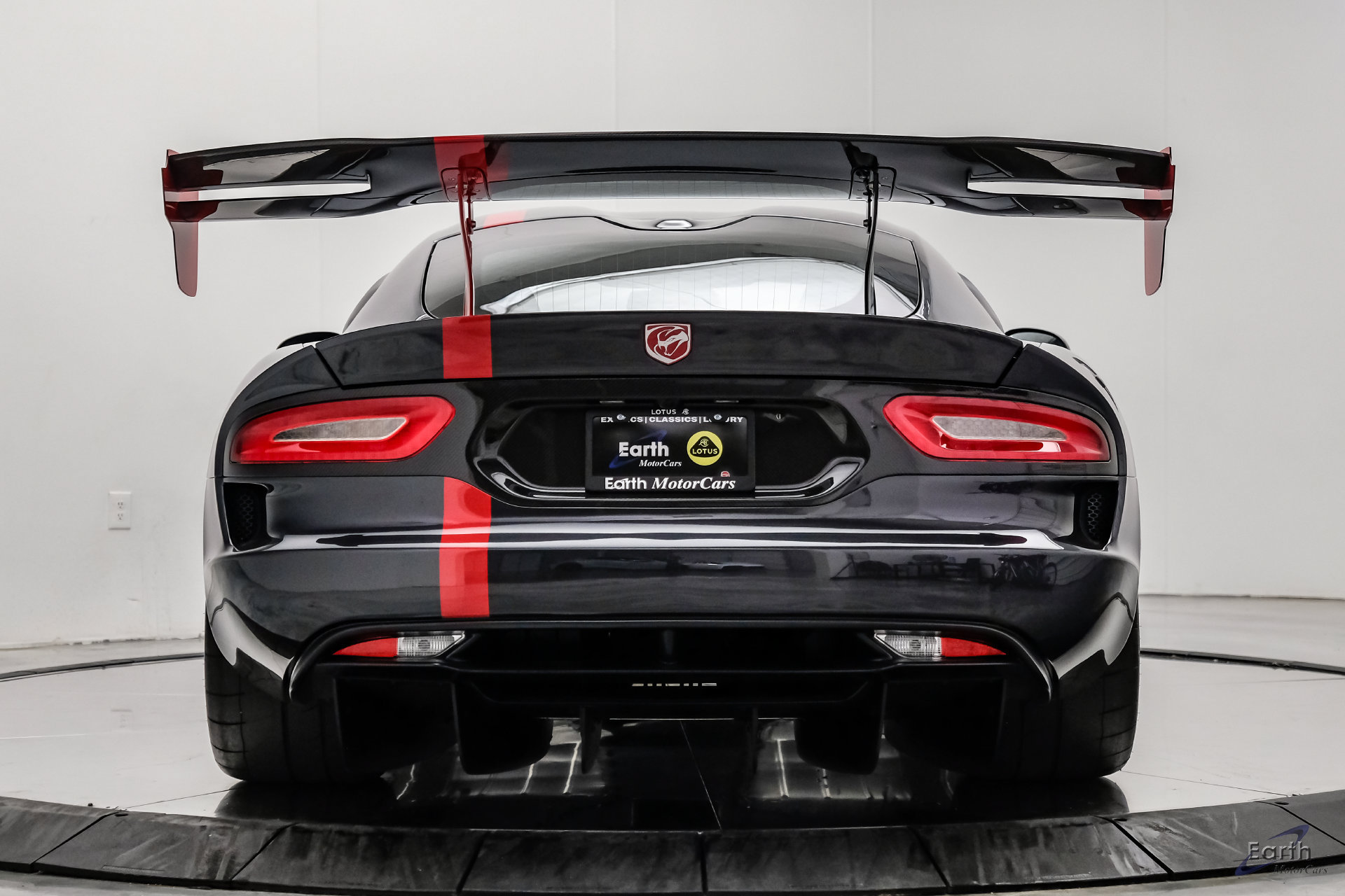 Used 2017 Dodge Viper ACR w/ Extreme Aero Package RWD image 16