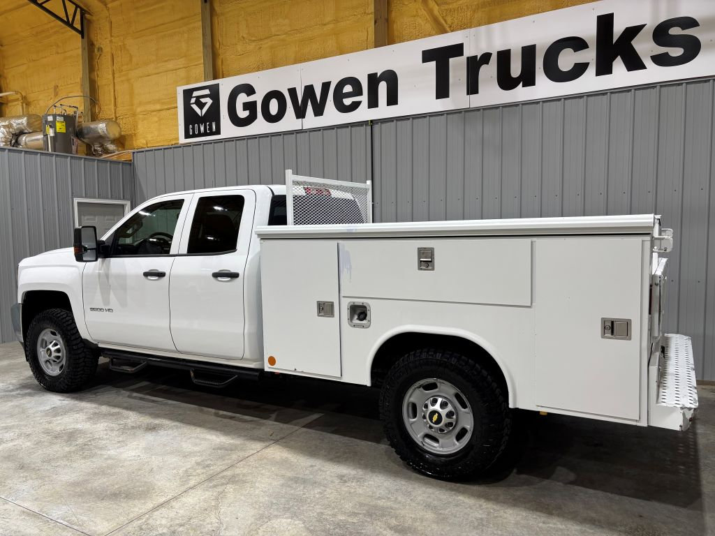 Used 2018 Chevrolet Silverado 2500 W/T w/ Snow Plow Prep Package image 5