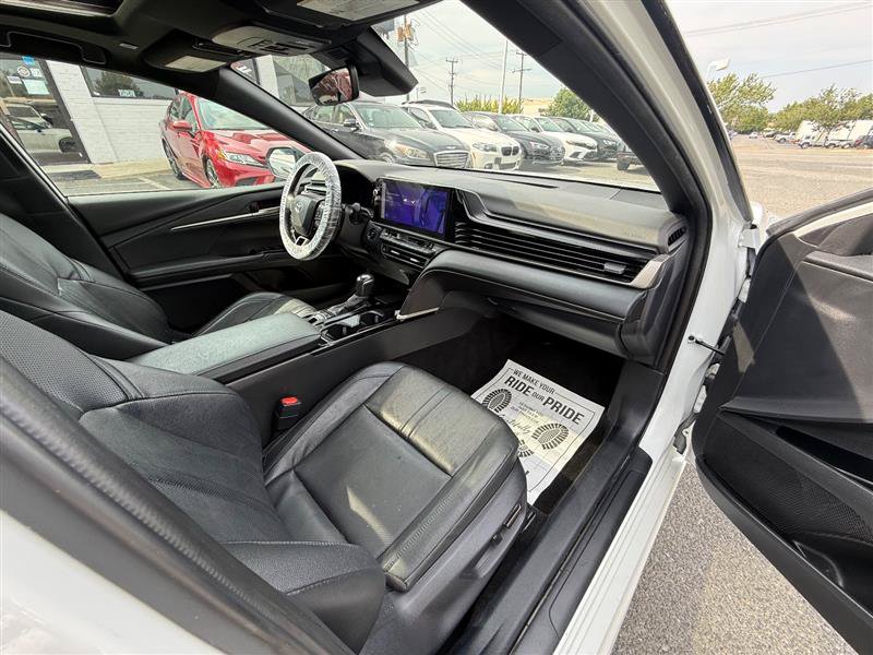 Used 2025 Toyota Camry XSE FWD image 27