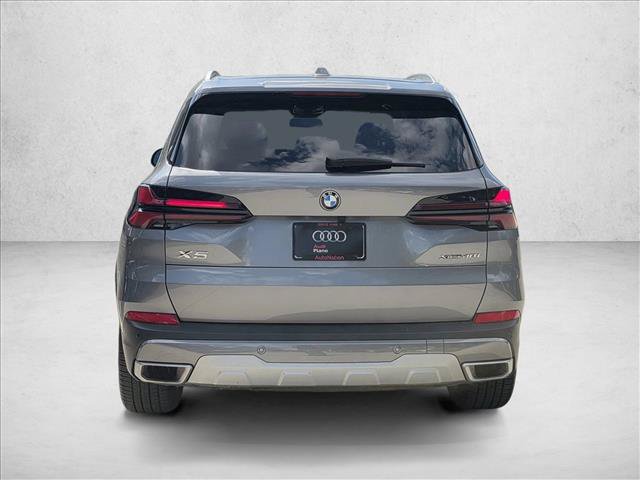 Used 2025 BMW X5 xDrive40i AWD/4WD image 6