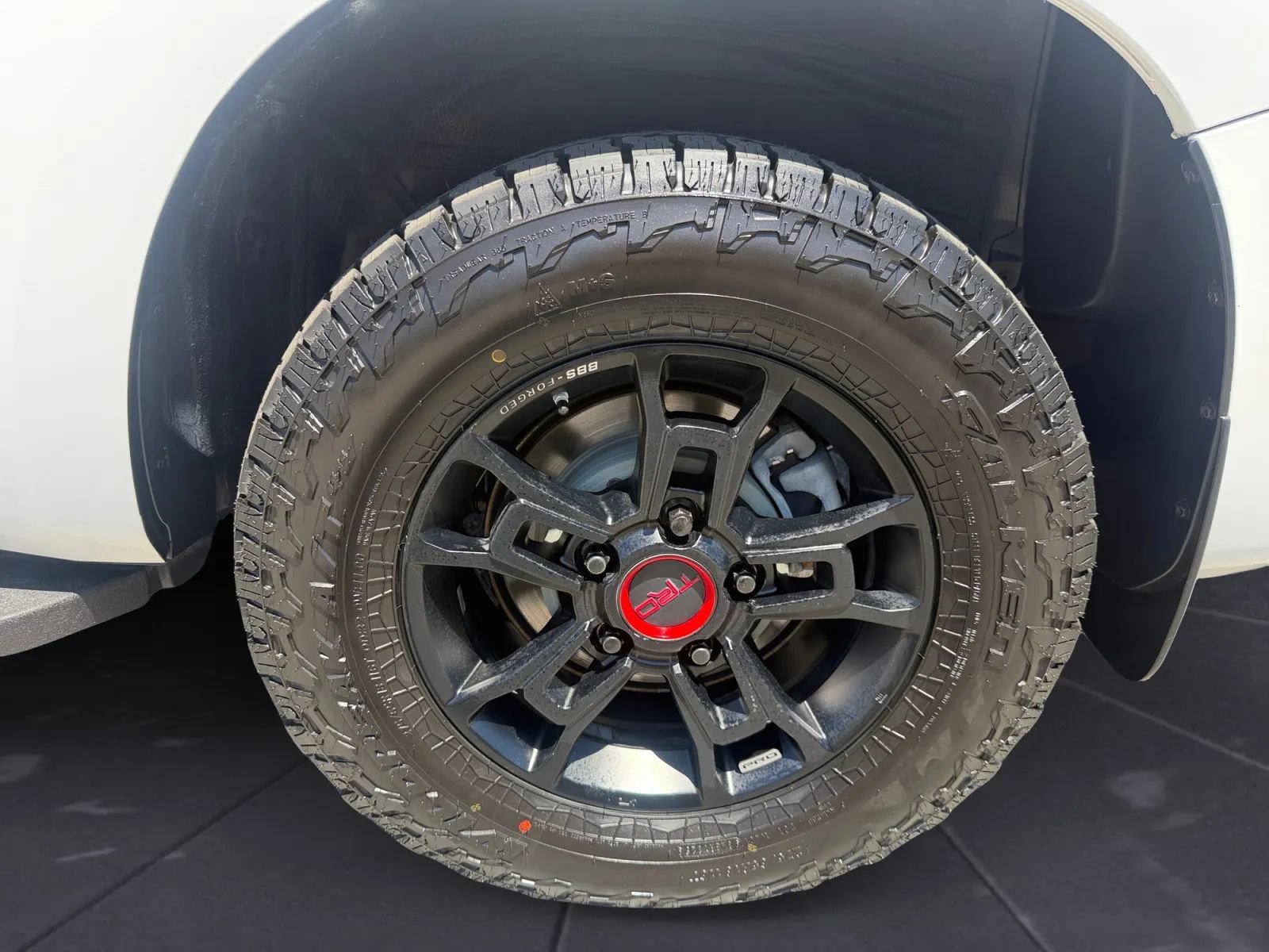 Used 2020 Toyota Sequoia TRD Pro w/ Carpet Mat Package (TMS) AWD/4WD image 33