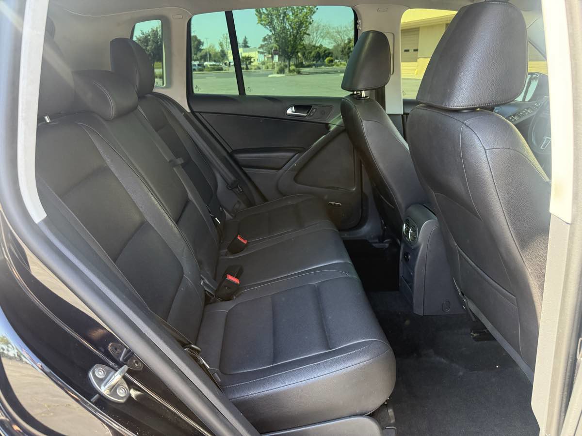Used 2015 Volkswagen Tiguan SEL AWD/4WD image 20