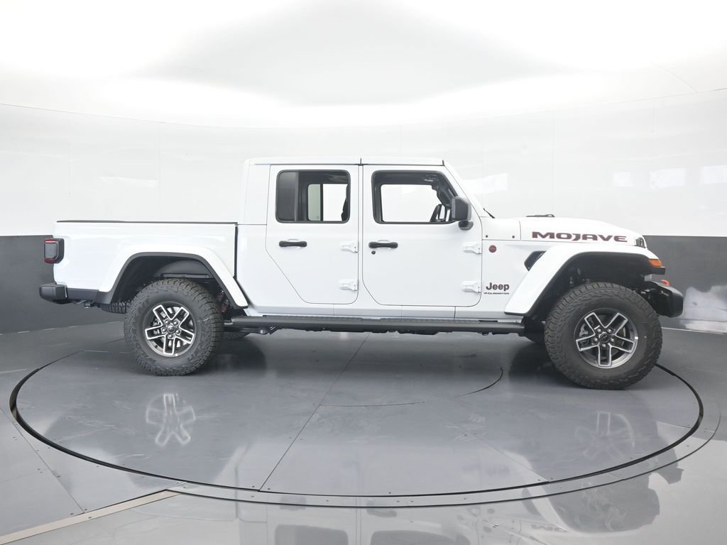 New 2026 Jeep Gladiator Mojave image 7