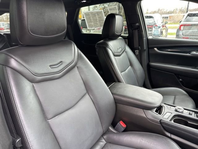 Used 2024 Cadillac XT5 Premium Luxury image 14