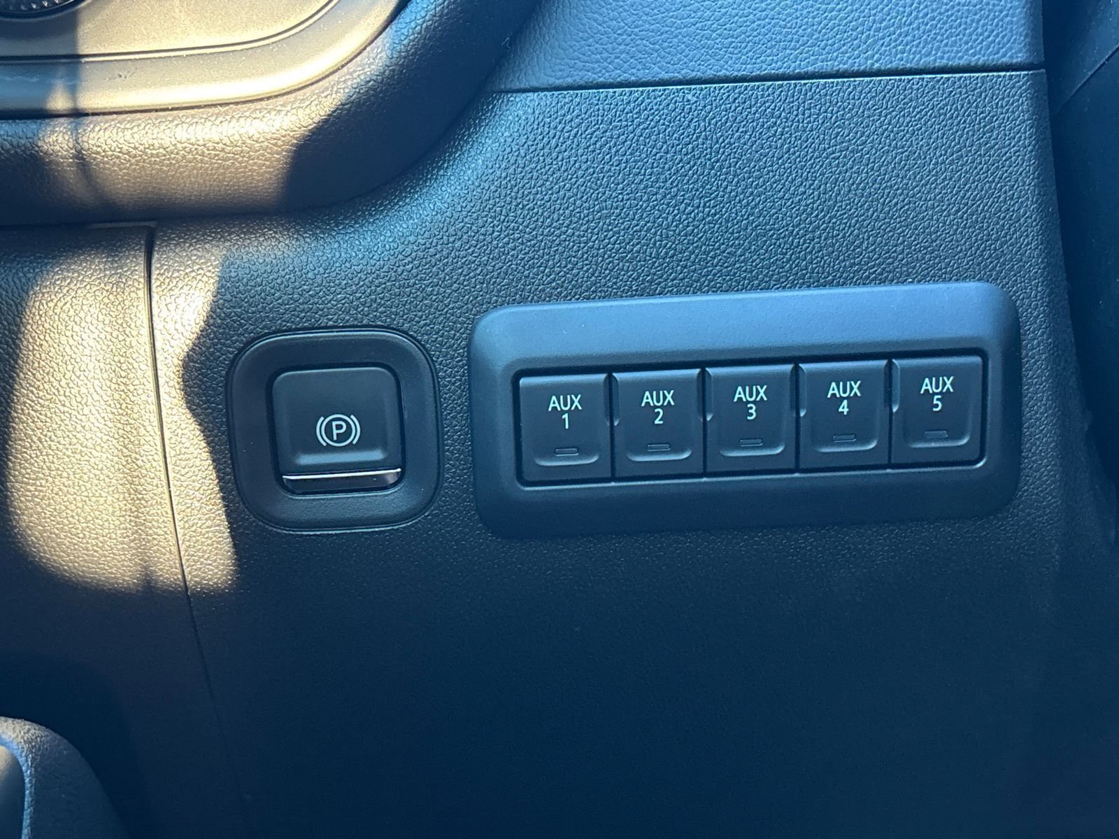 New 2026 GMC Sierra 3500 Pro w/ Convenience Package image 12