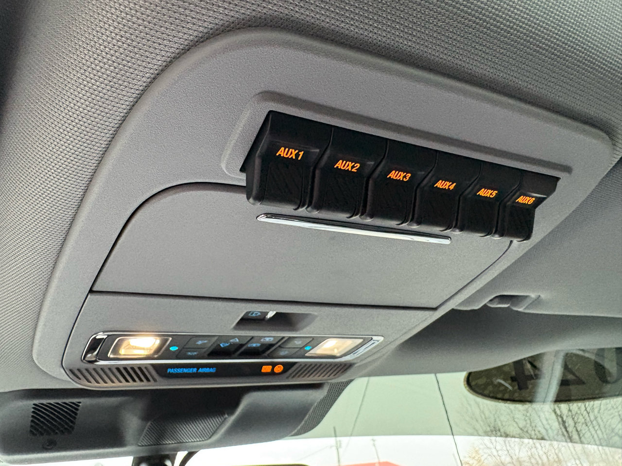 Used 2024 Ford F350 Lariat w/ Lariat Ultimate Package image 34