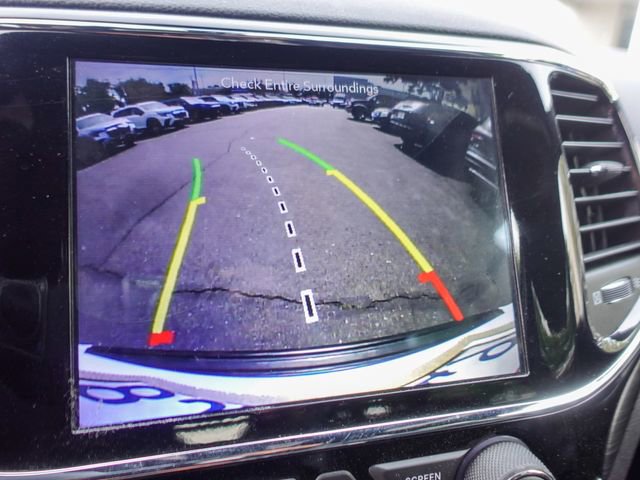 Used 2019 Jeep Grand Cherokee Altitude RWD image 17