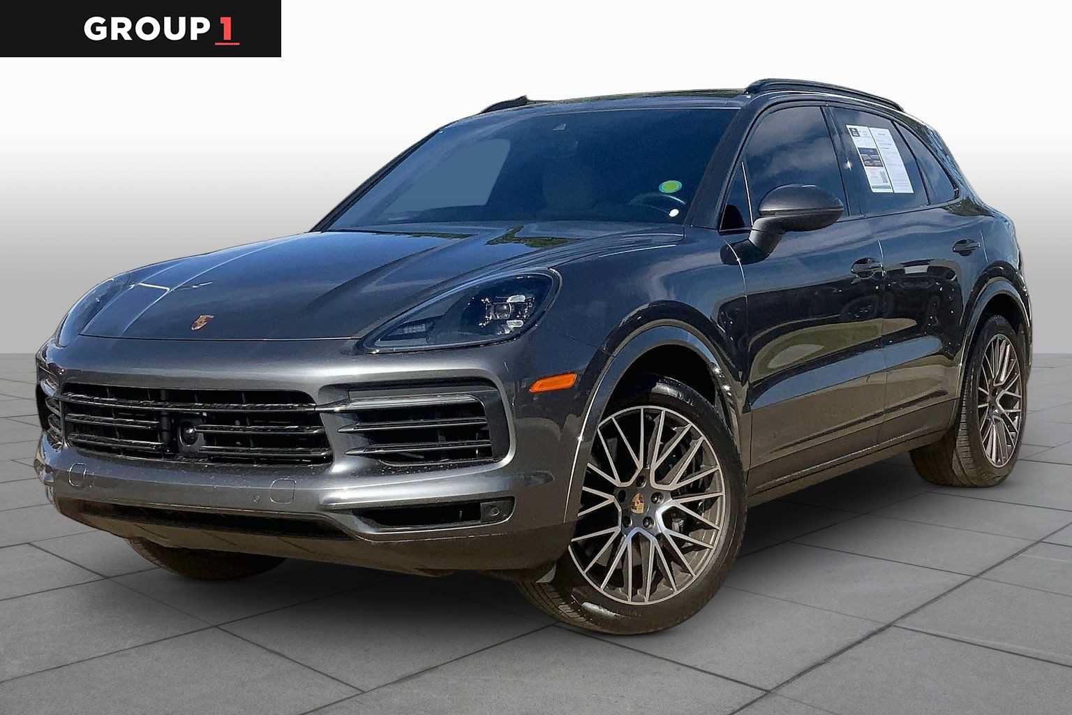 Used 2022 Porsche Cayenne AWD/4WD image 1
