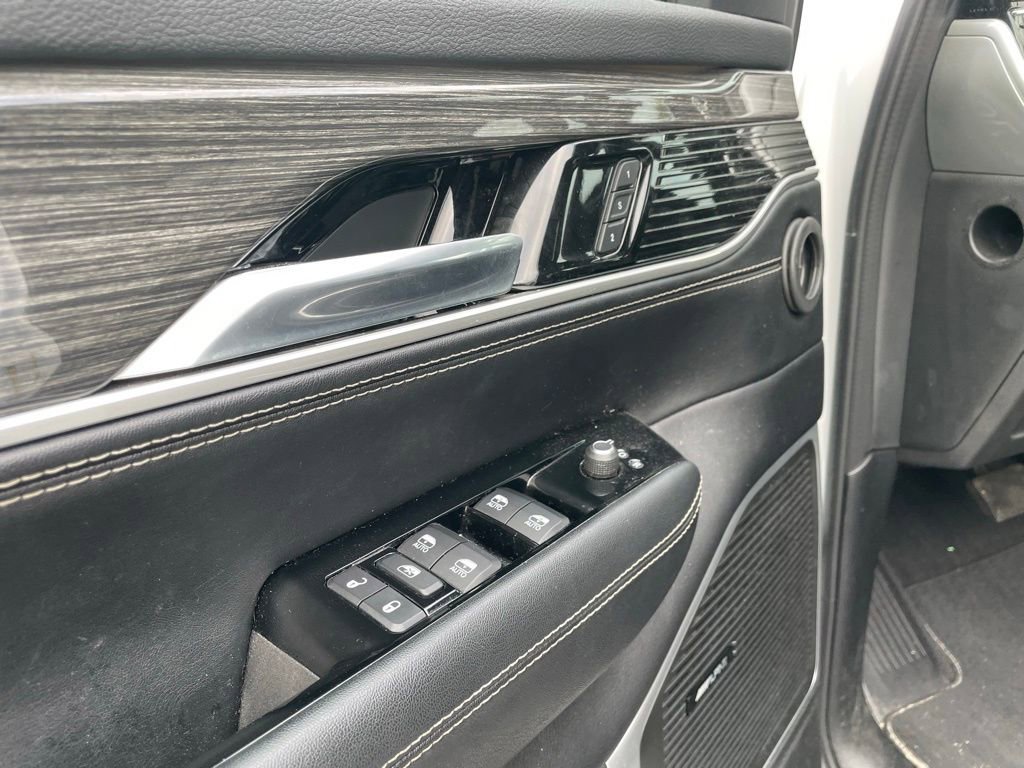 Used 2022 Jeep Wagoneer Series III image 19