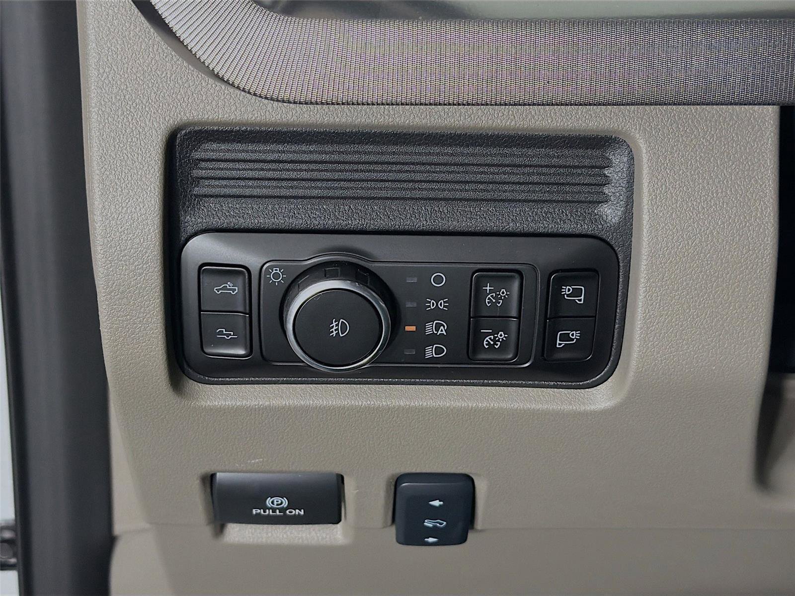 New 2026 Ford F250 Platinum w/ Platinum Plus Package image 10