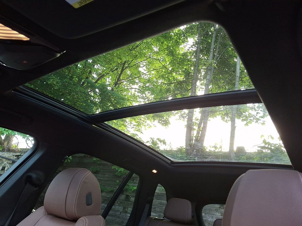 Certified 2022 BMW X5 xDrive45e w/ M Sport Package AWD/4WD image 11