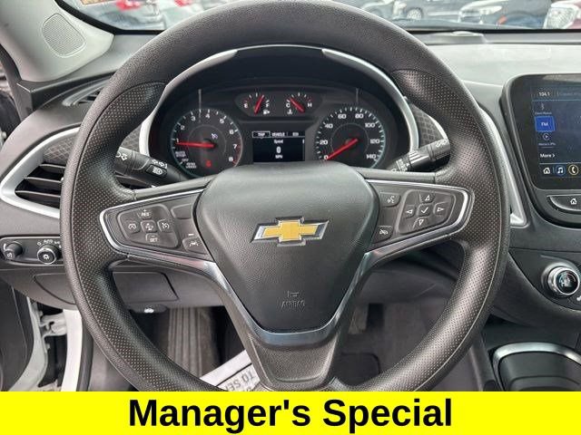 Used 2024 Chevrolet Malibu LT FWD image 16