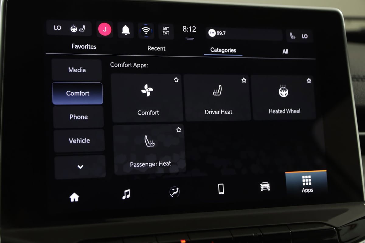 Used 2024 Jeep Compass Limited image 32