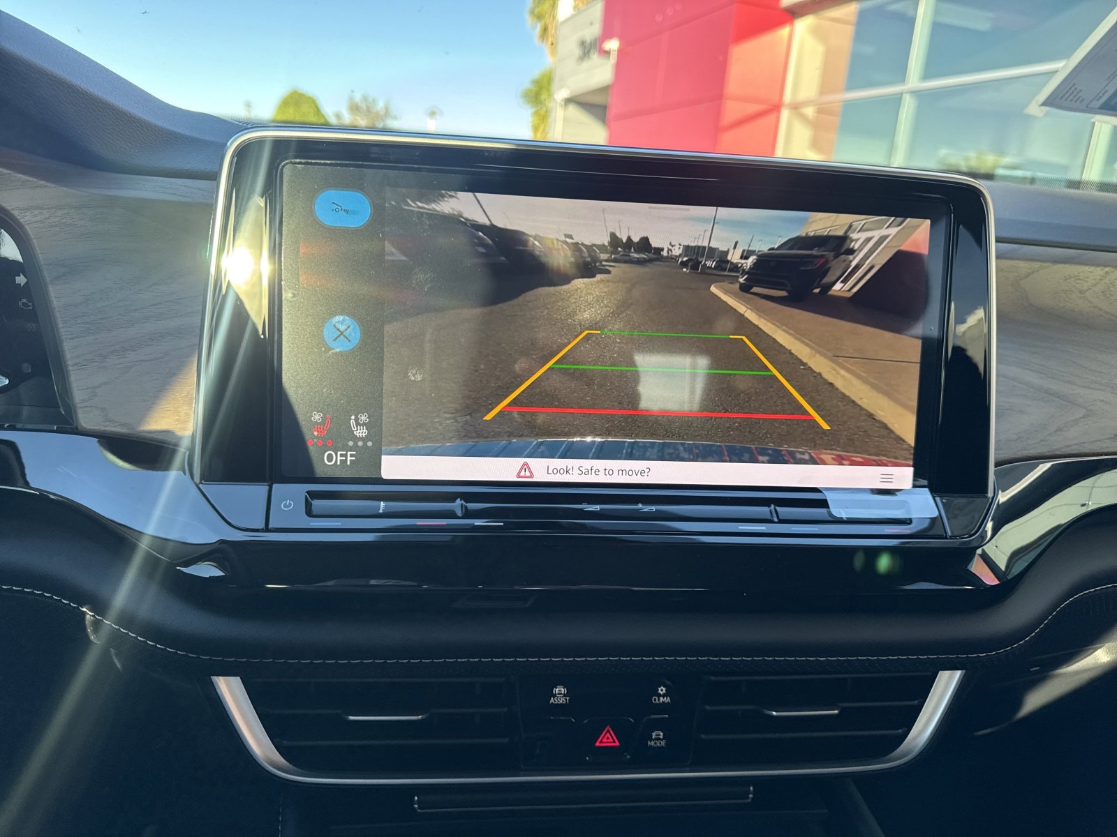 New 2026 Volkswagen Atlas SE image 25