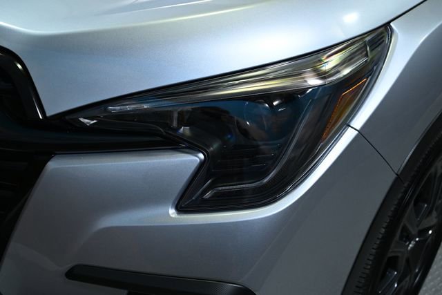 Certified 2025 Subaru Ascent Bronze Edition w/ Onyx Package image 16