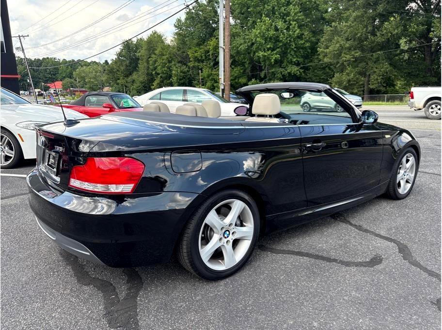 Used 2008 BMW 135i Convertible image 6