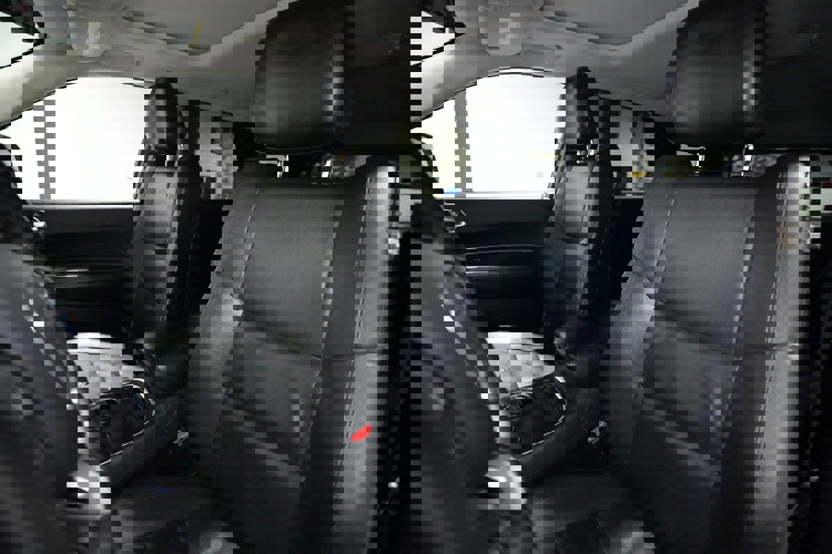 Used 2015 Dodge Durango Limited w/ Premium Group image 25