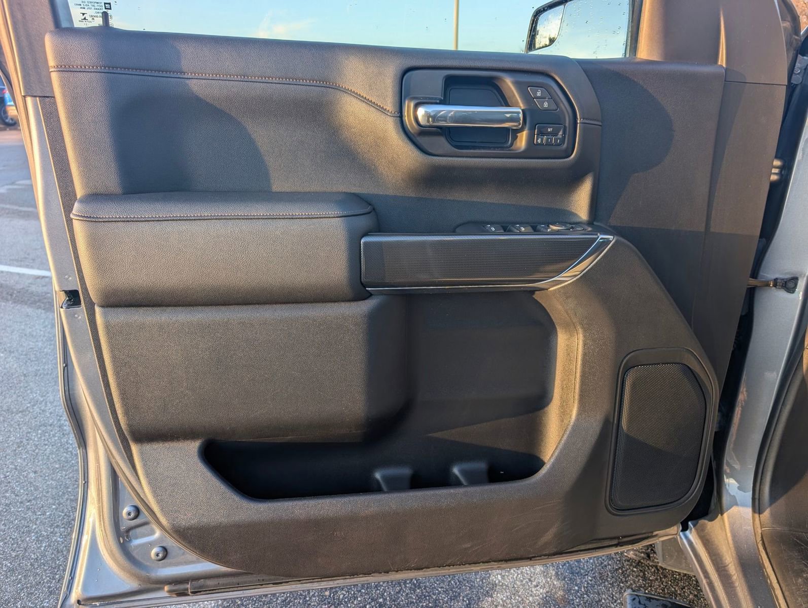 Used 2021 GMC Sierra 1500 AT4 image 7