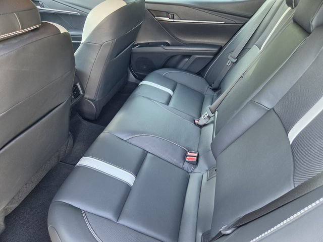 Used 2025 Toyota Camry SE w/ Convenience Package FWD image 24