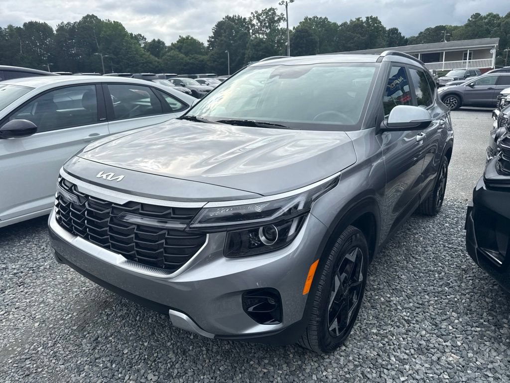 Used 2026 Kia Seltos S AWD/4WD image 1