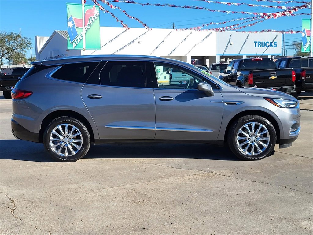 Used 2020 Buick Enclave Essence w/ Sound and Sites Package image 8
