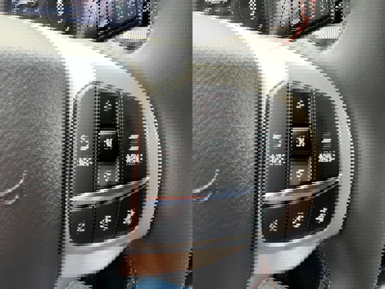 New 2026 Ford Explorer Active image 15