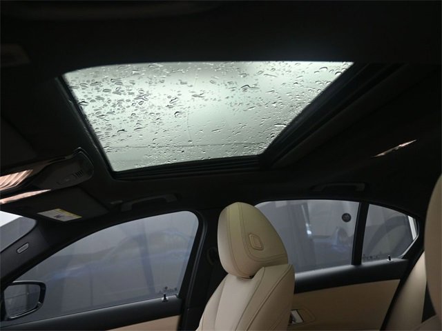 New 2025 BMW 330i Sedan w/ M Sport Package image 23