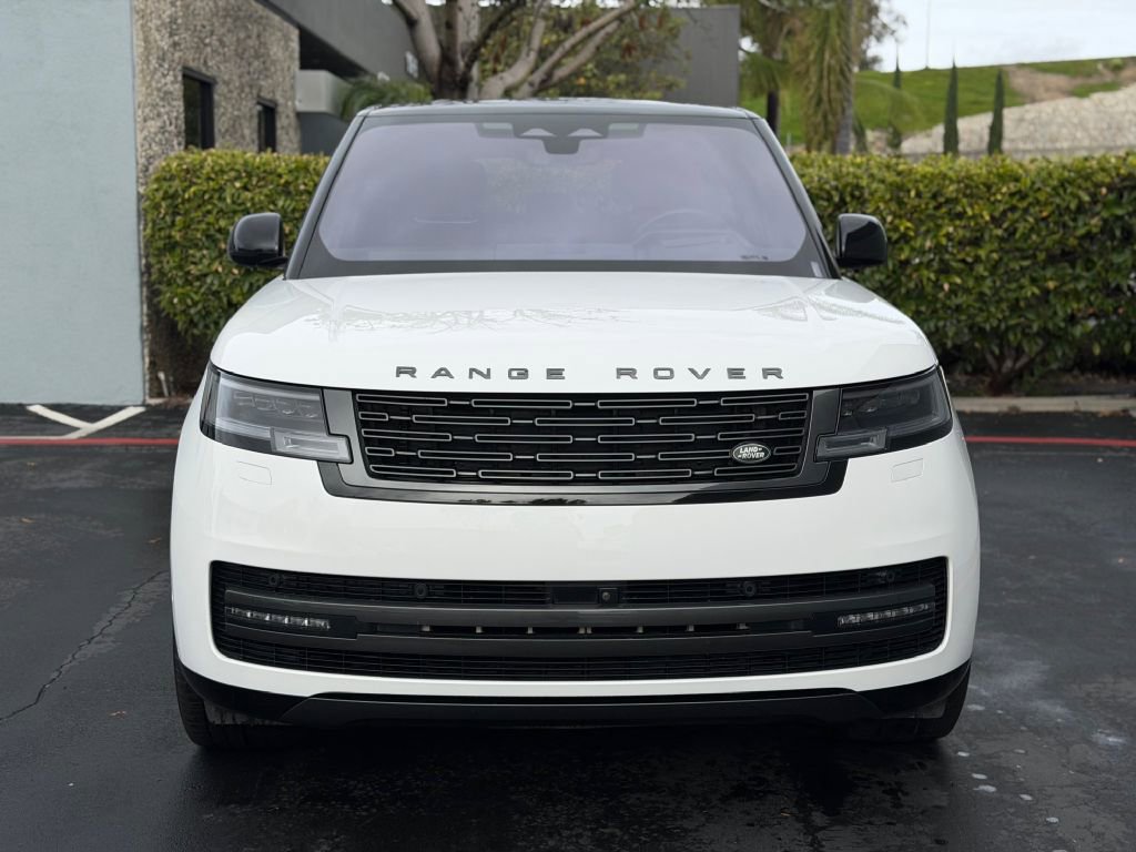 Used 2023 Land Rover Range Rover Autobiography AWD/4WD image 4
